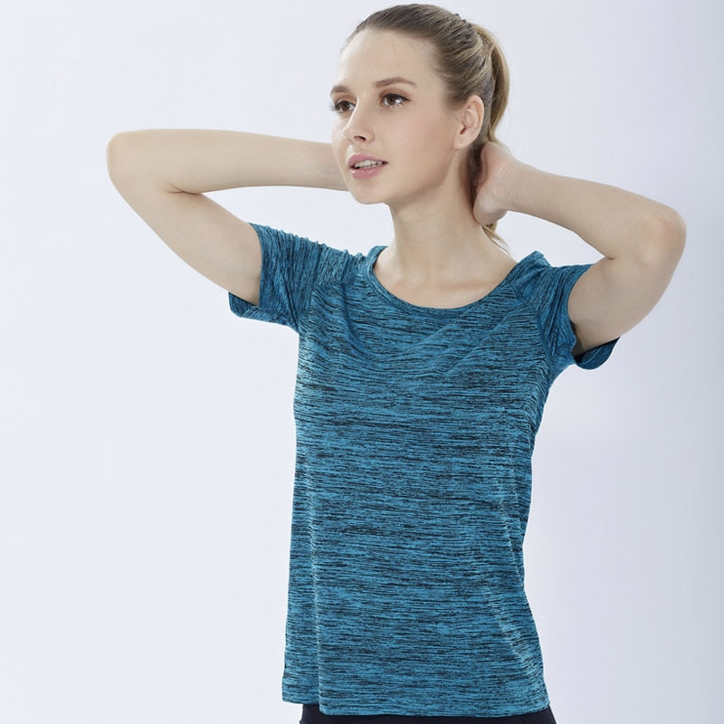 T-shirt: Dry Sport feminina